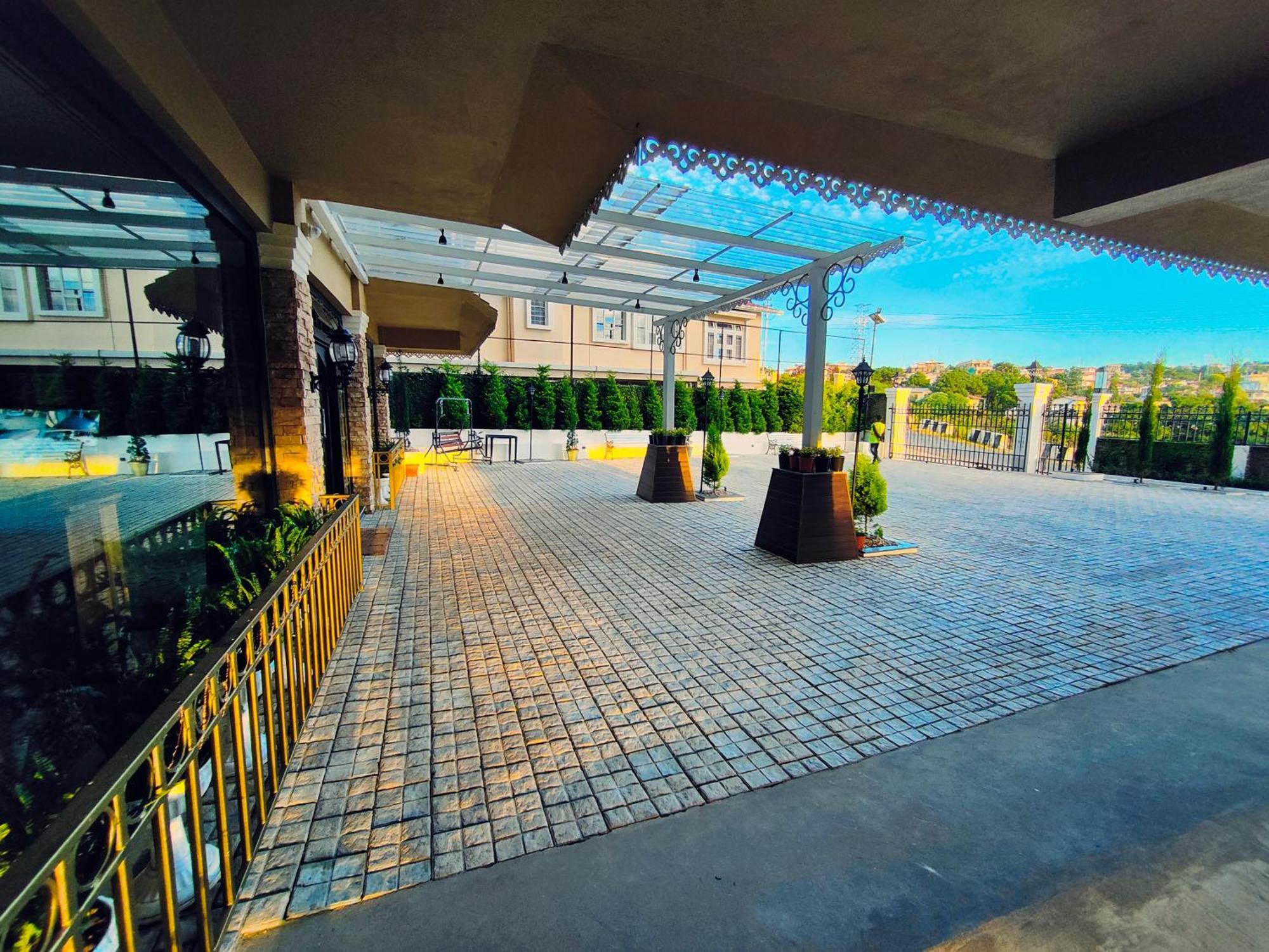 Hotel Acropolis Shillong Eksteriør bilde