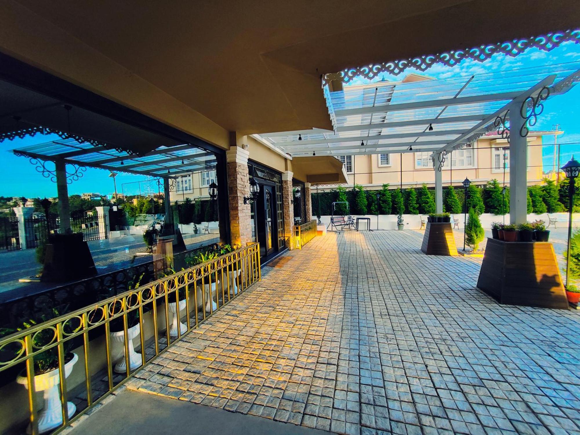 Hotel Acropolis Shillong Eksteriør bilde